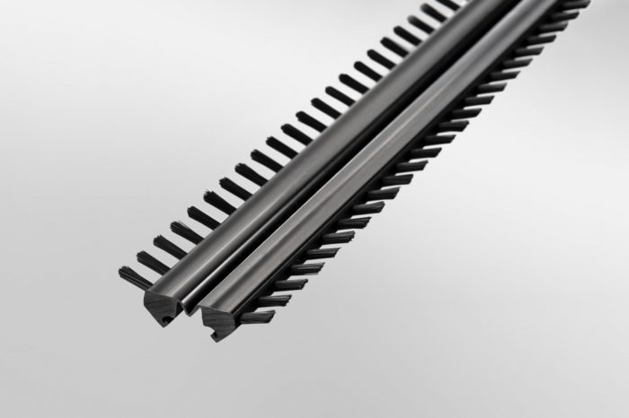 Brush Strip D30 T2 ESD, black similar to RAL 9005 - 0.0.654.64